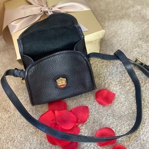 DOONEY AND BOURKE black Xsmall Cross body! Excellent condition